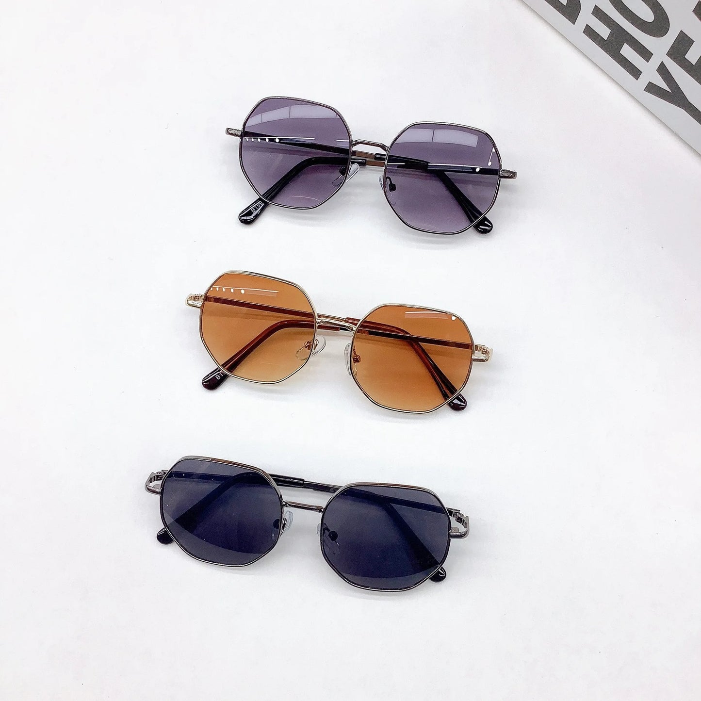 New  Version Of Children's Travel, Shading , SunglaSSeS For Boys Girls, Sun And UV Protection Glasses