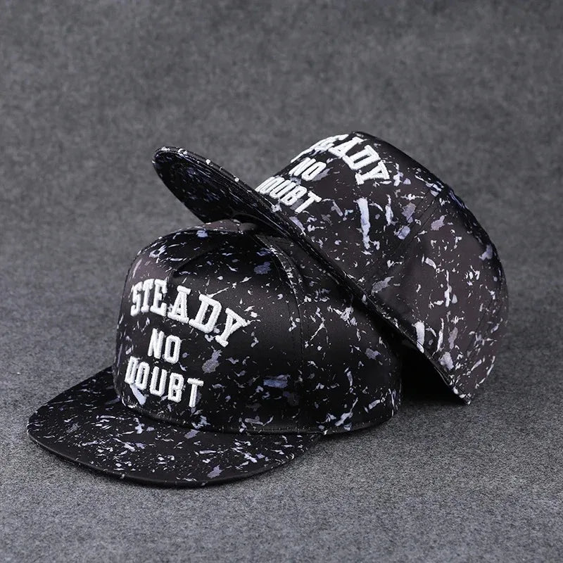 Miesten kirjaillulla tekstillä varustettu trendikäs, helposti yhdisteltävä suoralla lipalla oleva baseball-lippalakki – naisten kesäinen hiphop-hattu ulkokäyttöön, säädettävä aurinkosuojallinen lippis