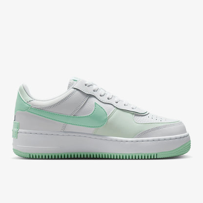 Nike AIR FORCE 1 originale da donna: sneakers classiche basse con suola spessa FZ3773-100