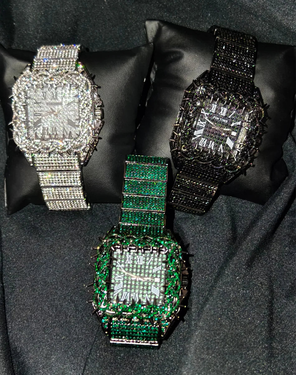Shine Luxury Hip-Hop Diamond Watch with Emeralds for Men Replica Czech Stone Inlaid Waterproof Gold Watch שעוני יוקרה