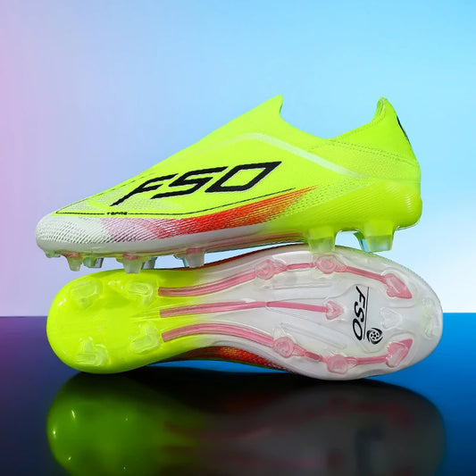 Nuove scarpe da calcio da uomo per futsal e outdoor, sneakers da partita su erba antiscivolo, scarpe da calcio di alta qualità con tacchetti, modello alto leggero best-seller