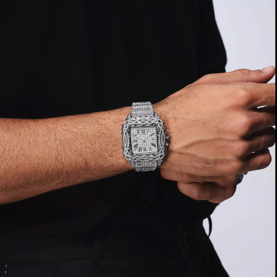 Shine Luxury Hip-Hop Diamond Watch with Emeralds for Men Replica Czech Stone Inlaid Waterproof Gold Watch שעוני יוקרה