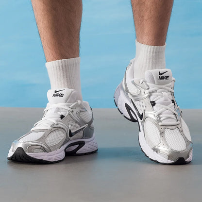 Sapatilhas desportivas Nike (Nike) V5 Rnr para homem, sapatilhas de treino modernas e elegantes, sapatos casuais confortáveis de cano baixo Hj5228-104