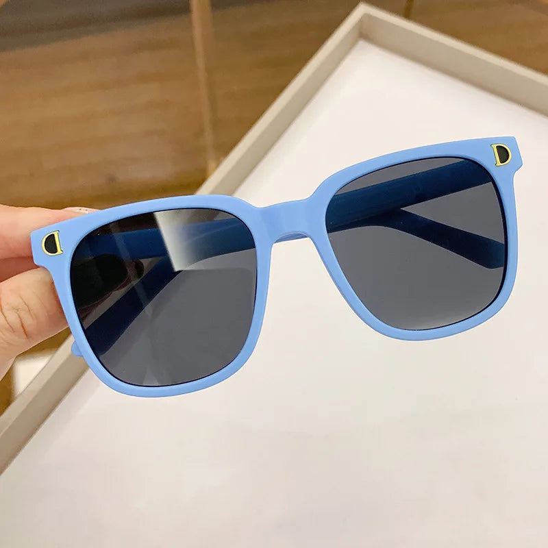 Kids Retro Square Sunglasses for Boys Girls, UV400 Protection Trendy D-Logo Sun Glasses, Fashion Children's Outdoor Eyewear