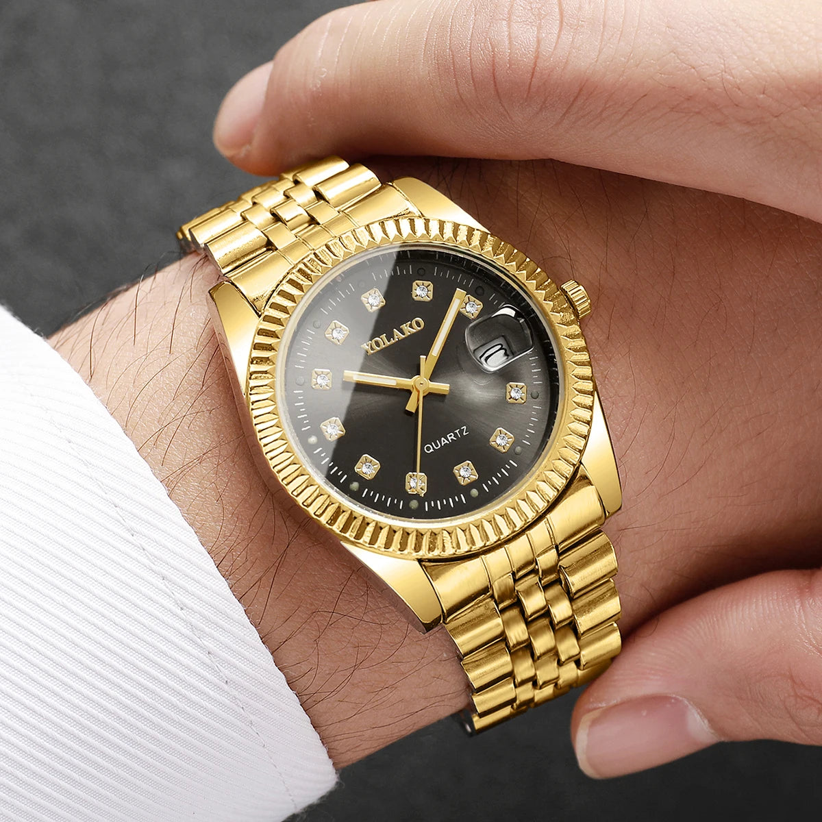 Luxury Men Calendar Quartz Watch  Fashion Rhinestone Steel Men's Business Watches Reloj Hombre Clock Gift（Without Box）